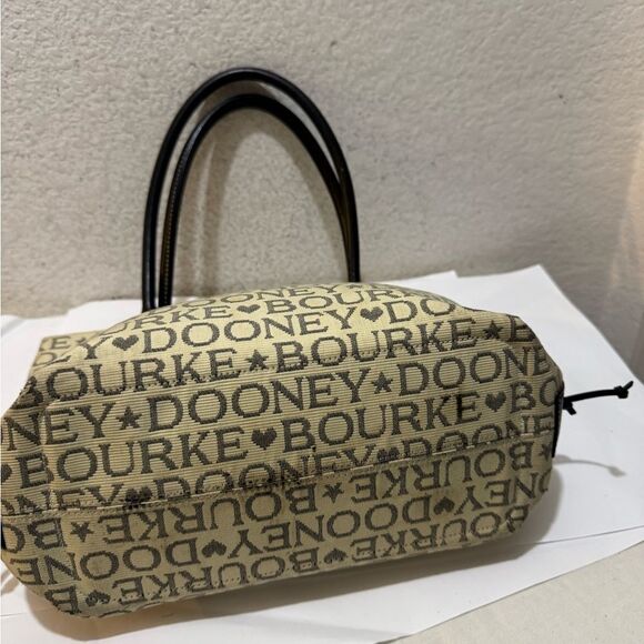 Dooney & Bourke signature Tulip Tassel tote - Picture 6 of 12